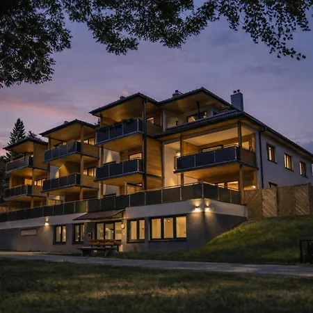 Frida By Da Alois غوربمينغ